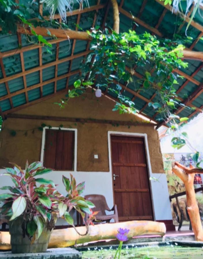 Nature Lovers Safari & Villa Udawalawe Exterior photo